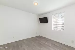 3329 E Palm Ln, Phoenix, AZ 85008 - Photo 25