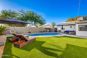 3329 E Palm Ln, Phoenix, AZ 85008 - Photo 39