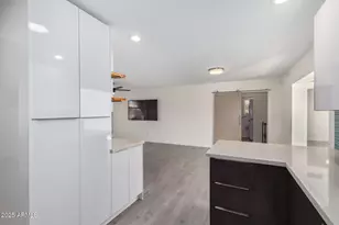 3329 E Palm Ln, Phoenix, AZ 85008 - Photo 15