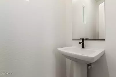 283 E Balsam Drive, Chandler, AZ 85286 - Photo 35