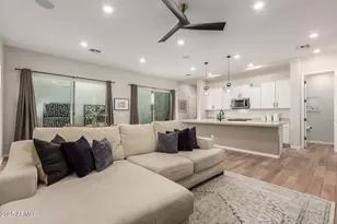 283 E Balsam Dr, Chandler, AZ 85286 - Photo 13