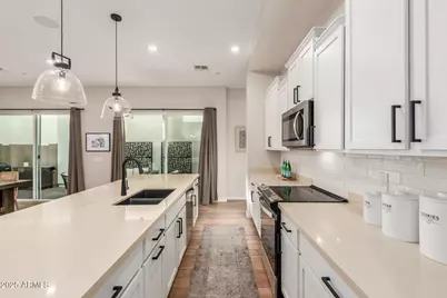 283 E Balsam Drive, Chandler, AZ 85286 - Photo 11