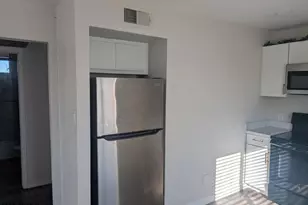 7160 N 53rd Ave, Glendale, AZ 85301 - Photo 3