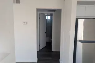 7160 N 53rd Ave, Glendale, AZ 85301 - Photo 5