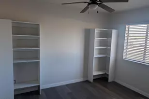 7160 N 53rd Ave, Glendale, AZ 85301 - Photo 9