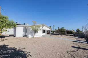 2646 E Willetta St, Phoenix, AZ 85008 - Photo 3