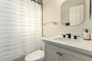 2340 E Heatherbrae Dr, Phoenix, AZ 85016 - Photo 31