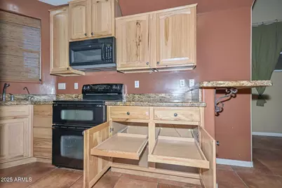 1750 E Ocotillo Road E #18, Phoenix, AZ 85016 - Photo 29