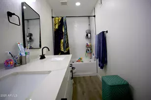 15801 N 29th St, Phoenix, AZ 85032 - Photo 9