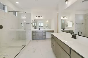 15691 W Mercer Ln, Surprise, AZ 85379 - Photo 29