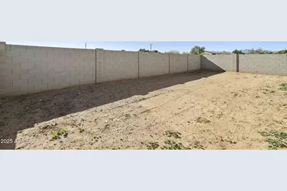 15691 W Mercer Lane, Surprise, AZ 85379 - Photo 49