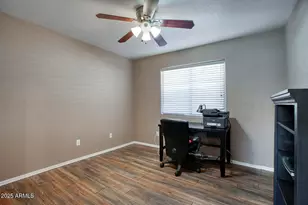 741 S Silverbrush Dr, Chandler, AZ 85226 - Photo 11