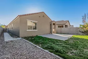 40354 W Sunland Dr, Maricopa, AZ 85138 - Photo 27