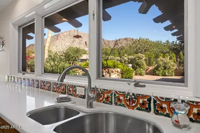 5401 E Mariposa Street, Phoenix, AZ 85018 - Photo 9