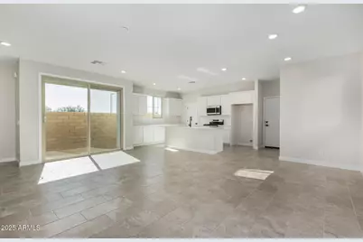 15611 S 180th Lane, Goodyear, AZ 85338 - Photo 7