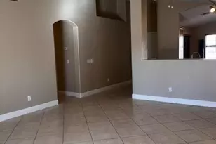 1719 E Horseshoe Ave, Gilbert, AZ 85296 - Photo 9