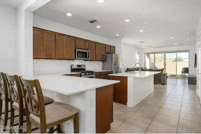 9138 W Sells Drive, Phoenix, AZ 85037 - Photo 5