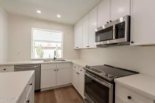 1530 E Alameda Dr, Tempe, AZ 85282 - Photo 9