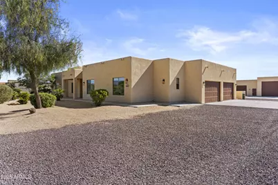 2617 W Desert Hills Drive, Phoenix, AZ 85086 - Photo 31