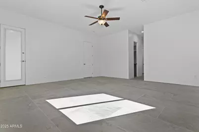 2617 W Desert Hills Drive, Phoenix, AZ 85086 - Photo 23