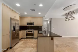 7117 E Rancho Vista Dr, Scottsdale, AZ 85251 - Photo 3