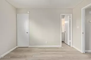 3406 E Pinchot Ave, Phoenix, AZ 85018 - Photo 7