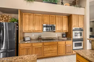 9215 W Buckskin Trail, Peoria, AZ 85383 - Photo 15