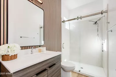 4220 N 32nd Street #37, Phoenix, AZ 85018 - Photo 9