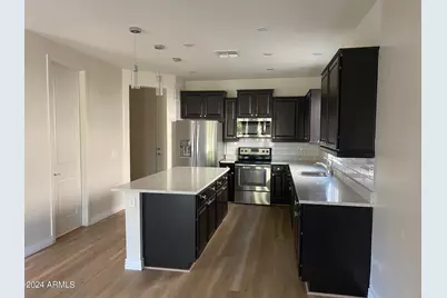 22120 N 28th Place, Phoenix, AZ 85050 - Photo 7