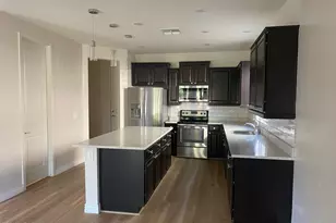 22120 N 28th Pl, Phoenix, AZ 85050 - Photo 7