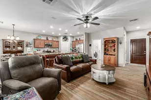 614 N Tomahawk Rd, Apache Junction, AZ 85119 - Photo 7