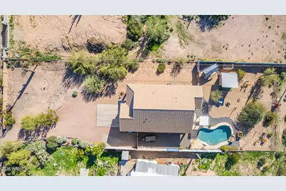 614 N Tomahawk Road, Apache Junction, AZ 85119 - Photo 1