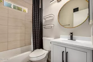 421 E Wickieup Ln, Phoenix, AZ 85024 - Photo 15