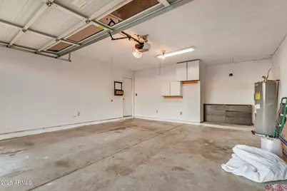 421 E Wickieup Lane, Phoenix, AZ 85024 - Photo 17