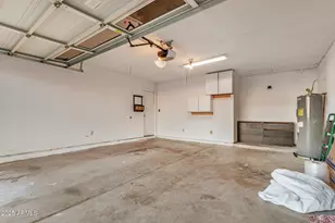 421 E Wickieup Ln, Phoenix, AZ 85024 - Photo 17