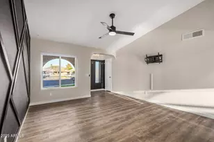 421 E Wickieup Ln, Phoenix, AZ 85024 - Photo 3