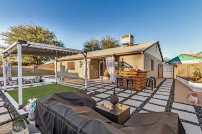 421 E Wickieup Lane, Phoenix, AZ 85024 - Photo 21