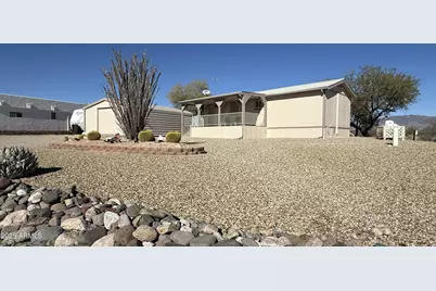 21190 W Obsidian Drive #203, Congress, AZ 85332 - Photo 1
