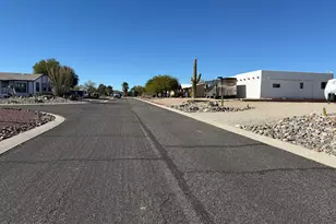 21190 W Obsidian Dr, Congress, AZ 85332 - Photo 41