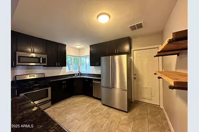 1802 E Hubbell Street, Phoenix, AZ 85006 - Photo 5