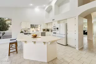 10214 E Coopers Hawk Dr, Sun Lakes, AZ 85248 - Photo 3