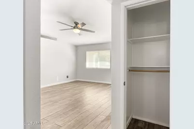 6946 W Merrell Street, Phoenix, AZ 85033 - Photo 13