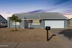 6946 W Merrell St, Phoenix, AZ 85033 - Photo 1
