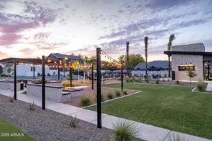 9117 N 181st Ave, Waddell, AZ 85355 - Photo 17