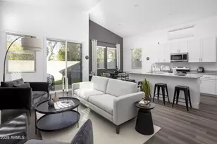 9117 N 181st Ave, Waddell, AZ 85355 - Photo 7