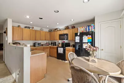 25861 W Lynne Lane, Buckeye, AZ 85326 - Photo 11