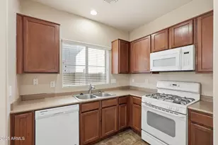 14241 W Port Royale Ln, Surprise, AZ 85379 - Photo 15