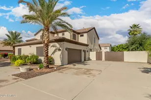 5322 W Whispering Wind Dr, Glendale, AZ 85310 - Photo 35