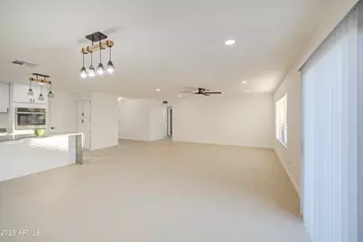 5014 N 69th Avenue, Glendale, AZ 85303 - Photo 17