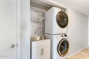 3961 E Becker Ln, Phoenix, AZ 85028 - Photo 33